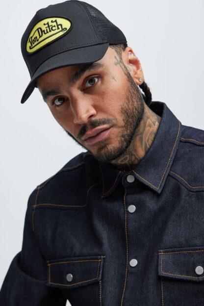 Gorra de Camionero Negra y Amarilla con Cierre Snapback - Image 3