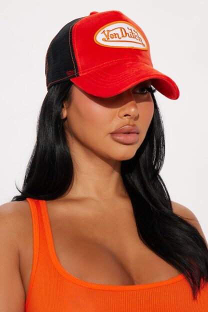 Gorra de Camionero en Rojo con Detalle de Terciopelo - Image 3