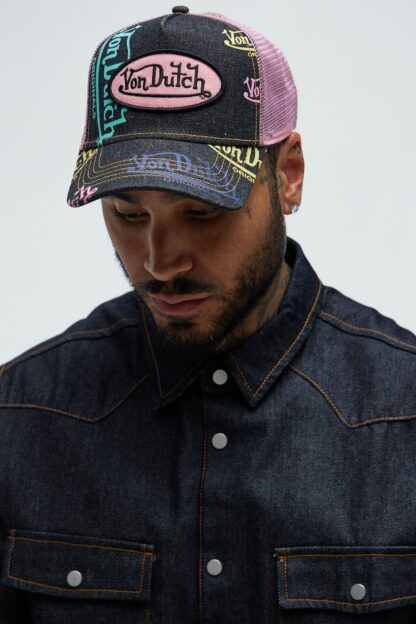 Gorra Trucker de Denim Oscuro con Logo Rosa - Image 2